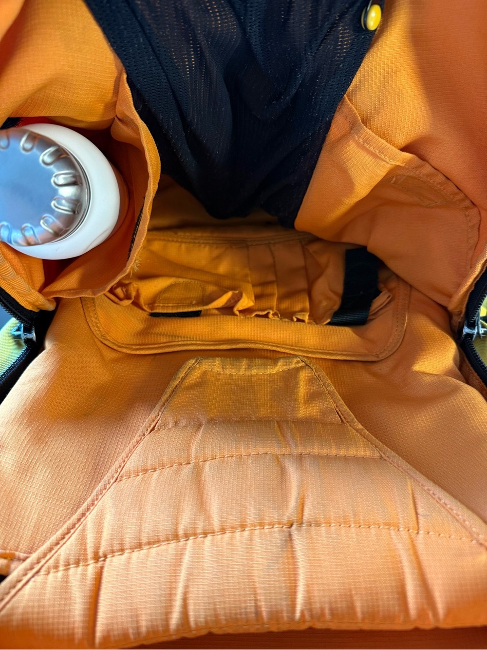 Crumpler Yellow & Gray Backpack - Picture 6 of 7